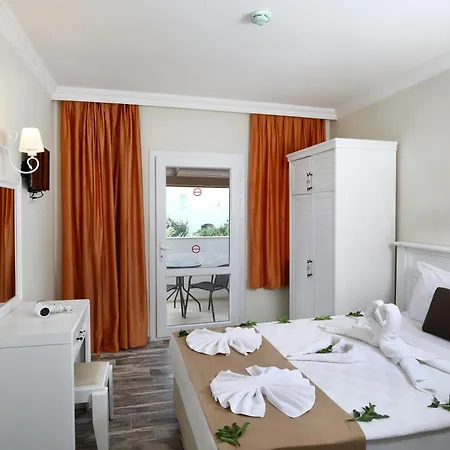 Apart Otel Summer Garden Bitez