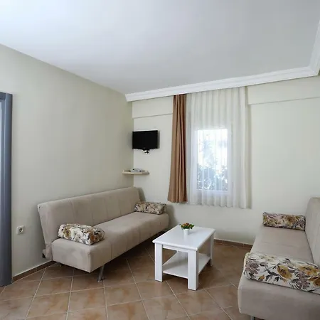 Summer Garden Aparthotel 3*