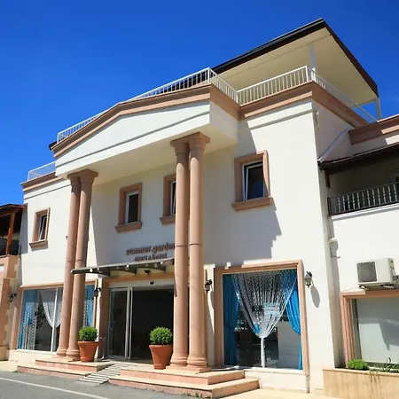 Apart-hotel Summer Garden 3*