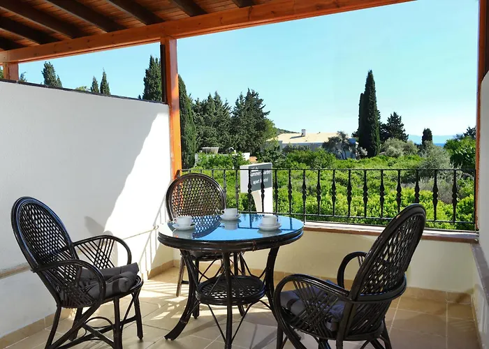 Summer Garden Lägenhetshotell Bitez